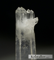Искаженный кристалл кварца
