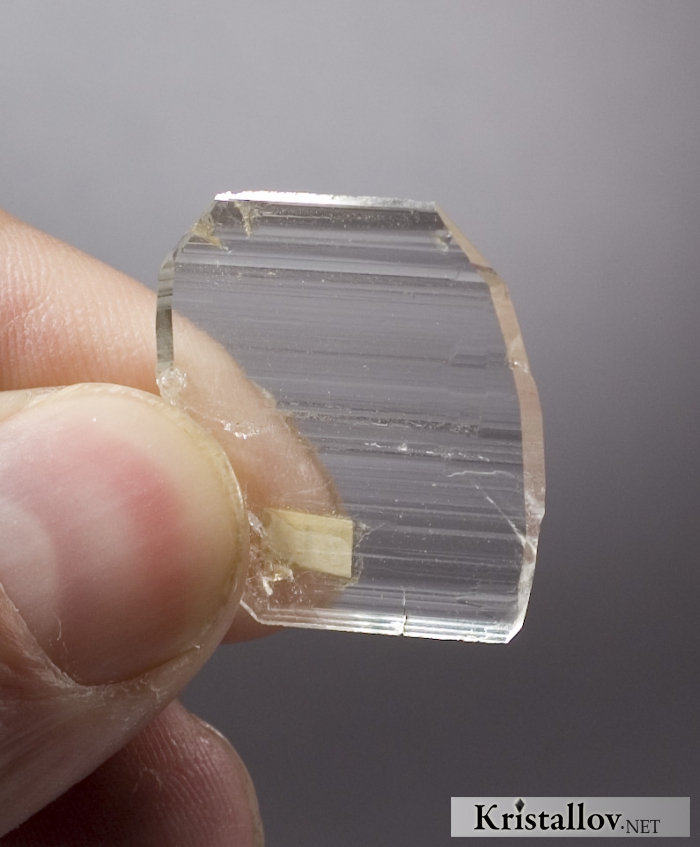 Пластинчатый кристалл кварца