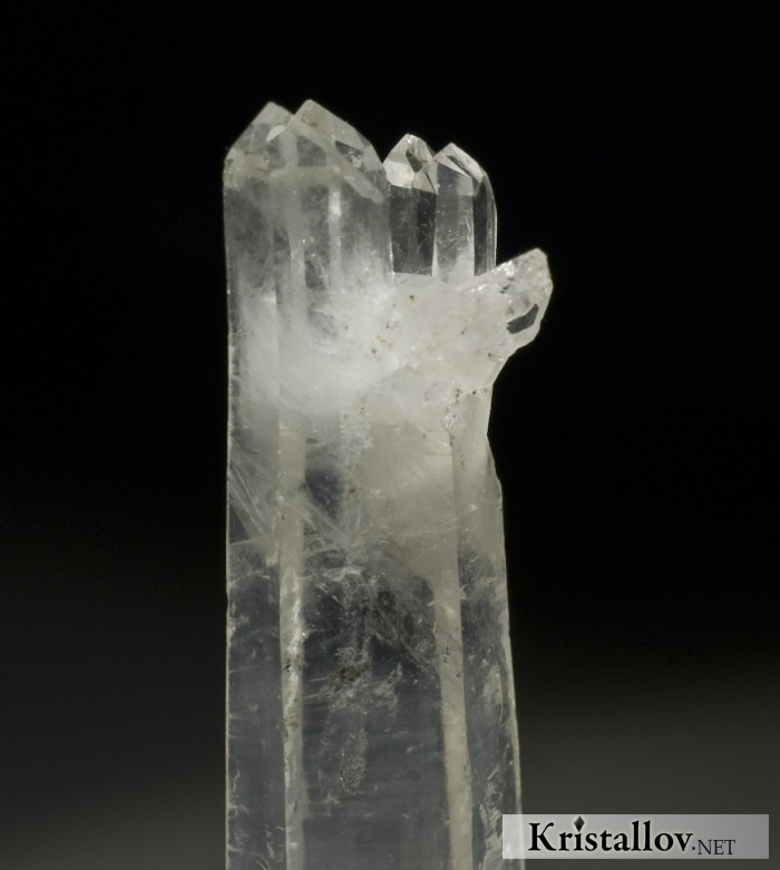 Искаженный кристалл кварца