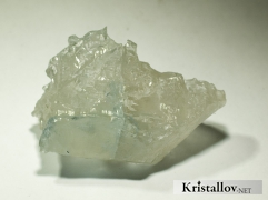 Растворенный кристалл топаза